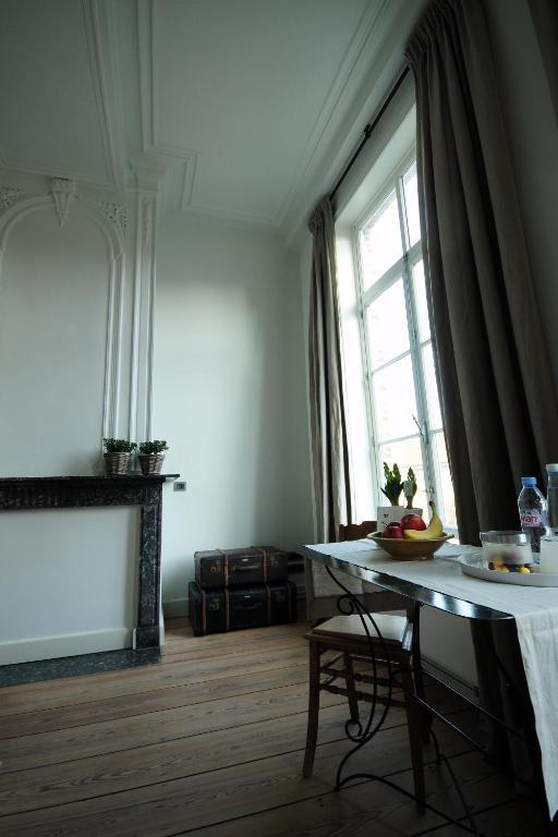 B&B Alice & Anais Bruges Quarto foto